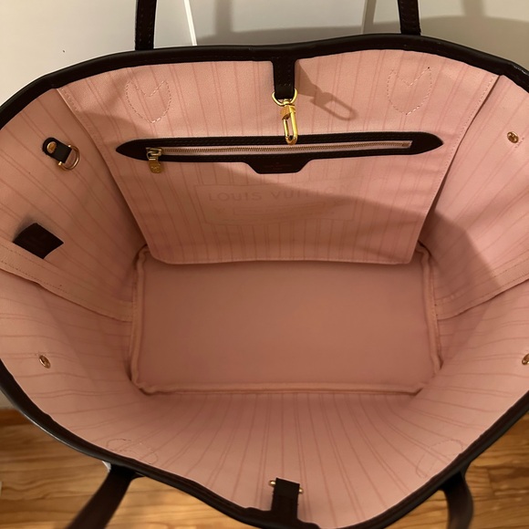 Louis Vuitton Neverfull MM - Picture 16 of 16